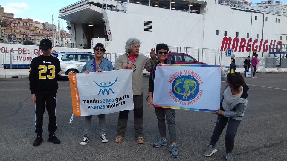 Giglio Adasında Barış üçün Mart